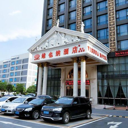 Vienna Hotel Foshan Airport Esterno foto